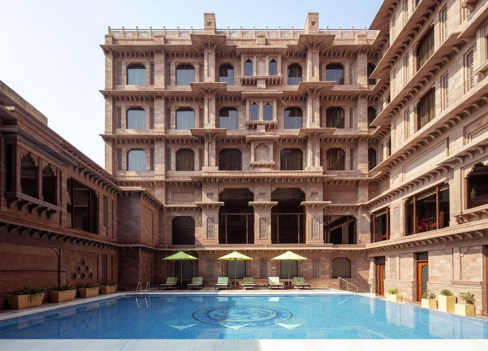 Radisson Jodhpur Hotel Jodhpur  Buitenkant foto